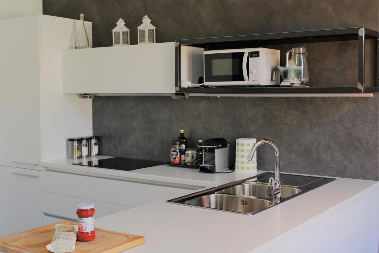 Palazzo Della Torre Elegant Apartment In كومو المظهر الخارجي الصورة